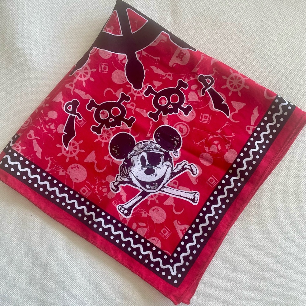 Disney Pirates of the Caribbean Mickey Mouse Scarf New No Tags